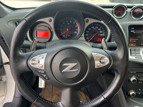 Used 2013 Nissan 370Z Touring w/ Sport Pkg image 13
