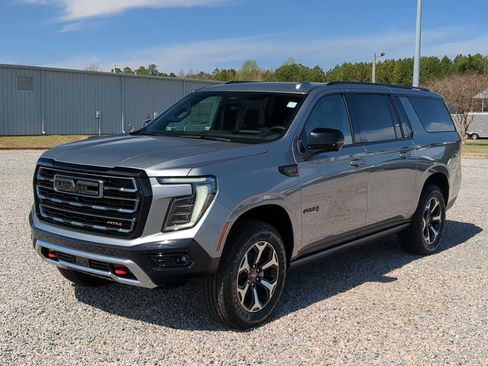New 2026 GMC Yukon XL AT4 w/ AT4 Premium Package AWD/4WD image 4