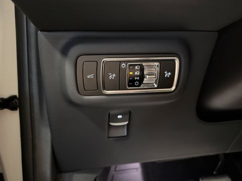New 2026 Lincoln Nautilus Reserve w/ Jet Appearance Package AWD/4WD image 17