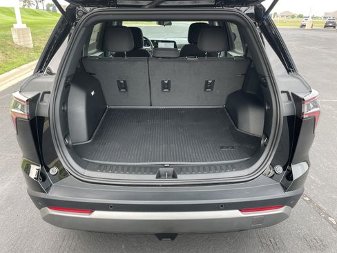 Used 2026 Chevrolet Equinox LT w/ LPO, Floor Liner Package AWD/4WD image 25
