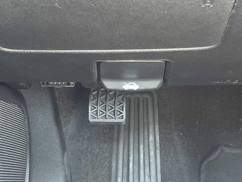 Used 2021 Chevrolet Malibu LT image 29