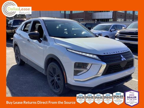 Used 2022 Mitsubishi Eclipse Cross LE image 1