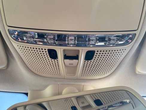 Used 2017 Mercedes-Benz C 300 Sedan image 23