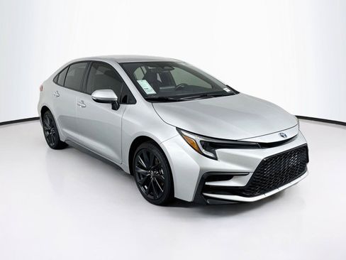 Certified 2024 Toyota Corolla SE FWD image 9