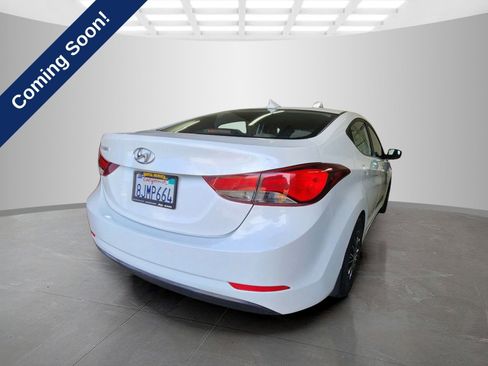 Used 2016 Hyundai Elantra SE FWD image 6