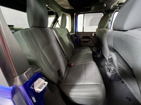 Used 2020 Jeep Wrangler Unlimited Sport S image 25