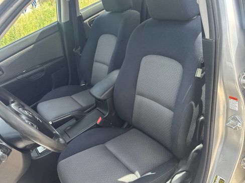 Used 2006 MAZDA MAZDA3 i Touring FWD image 11