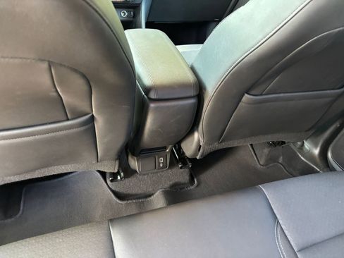 Used 2025 Buick Encore GX Preferred FWD image 23