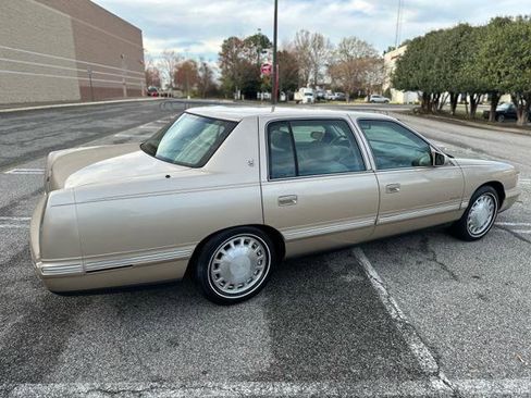 Used 1998 Cadillac De Ville image 34