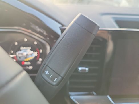 New 2026 GMC Sierra 2500 SLT w/ SLT Premium Package image 12