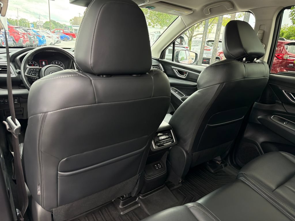 Used 2023 Subaru Ascent Limited AWD/4WD image 23