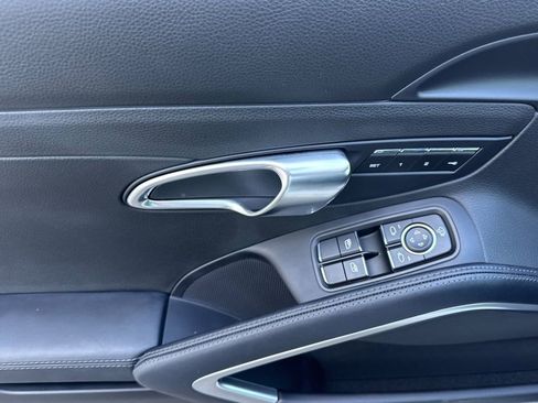 Used 2024 Porsche 718 Cayman S RWD image 12