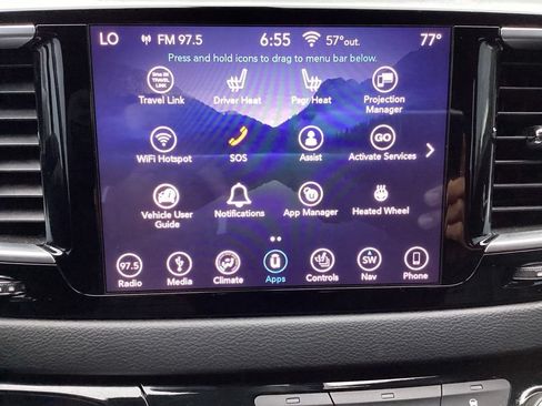 Used 2018 Chrysler Pacifica Touring-L Plus w/ S Appearance Package FWD image 3