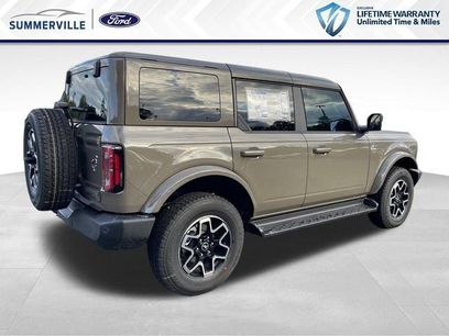 New 2025 Ford Bronco Outer Banks