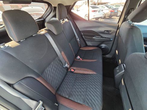 Used 2021 Nissan Kicks SR w/ Exterior Package FWD image 17