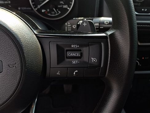 Used 2021 Nissan Rogue S AWD/4WD image 23