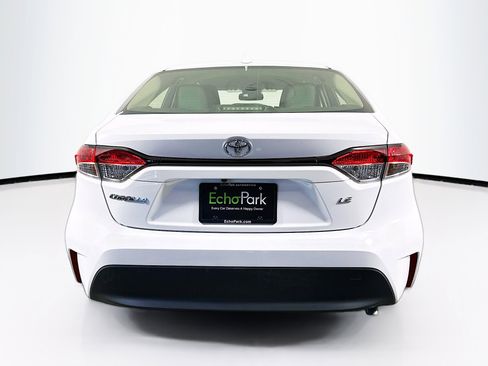 Used 2023 Toyota Corolla LE w/ Carpet Mat Package (TMS) image 7