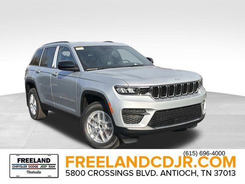 New 2025 Jeep Grand Cherokee Laredo X w/ Luxury Tech Group I AWD/4WD image 1