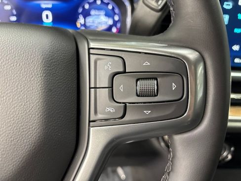 Used 2024 Chevrolet Silverado 1500 LT AWD/4WD image 14