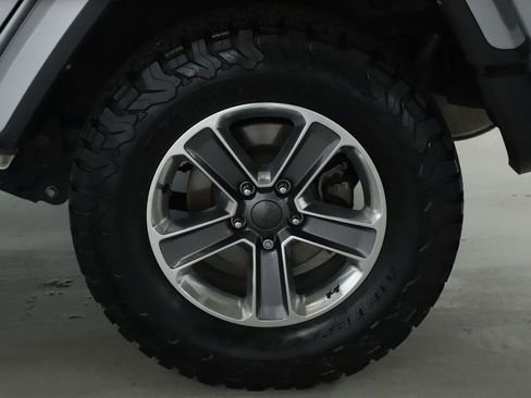 Used 2021 Jeep Wrangler Unlimited Sahara image 43