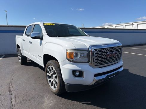 Used 2019 GMC Canyon Denali image 7