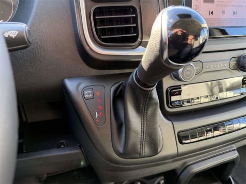 New 2026 RAM ProMaster 2500 w/ Quick Order Package 22G SLT image 17