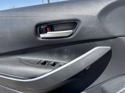 Used 2022 Toyota Corolla SE w/ Carpet Mat Package (TMS) FWD image 21