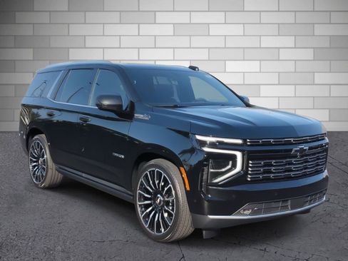 Used 2025 Chevrolet Tahoe High Country image 7