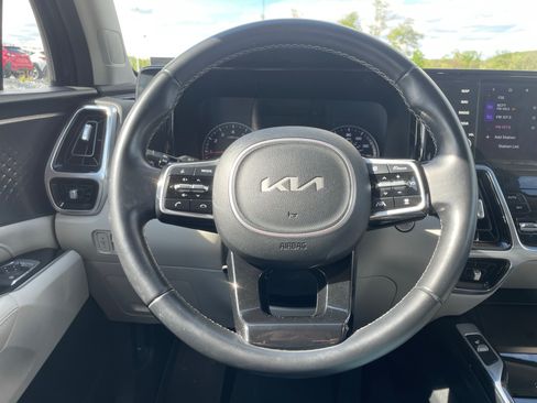 Used 2022 Kia Sorento SX AWD/4WD image 18