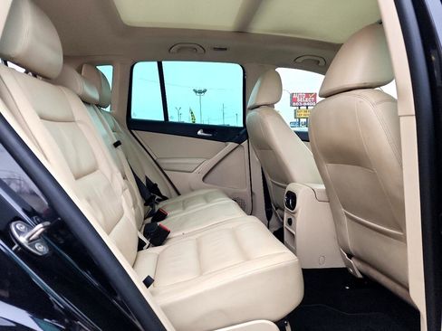 Used 2016 Volkswagen Tiguan SEL image 22