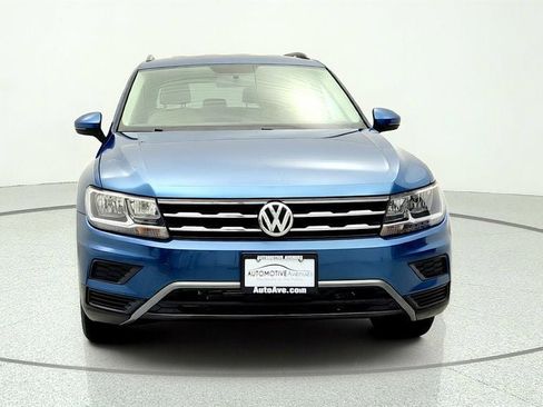 Used 2018 Volkswagen Tiguan S FWD image 2