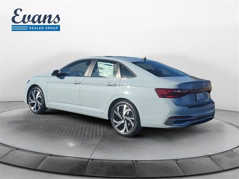 New 2026 Volkswagen Jetta SEL image 3