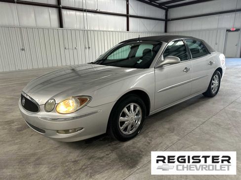 Used 2005 Buick LaCrosse CXL w/ Chrome Appearance Package image 1