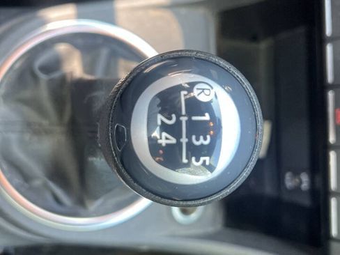 Used 2012 Volkswagen Beetle 2.5 FWD image 15