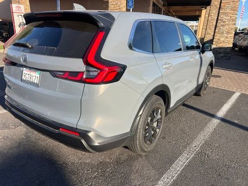 Used 2023 Honda CR-V LX image 18