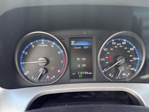 Used 2018 Toyota RAV4 XLE image 11