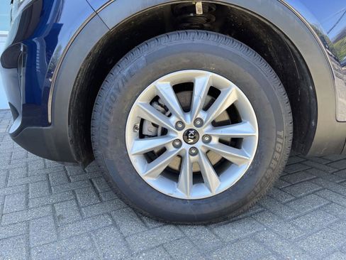 Used 2020 Kia Sorento LX w/ LX I4 Convenience Package FWD image 10