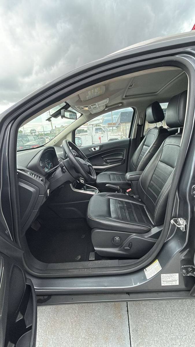 Used 2020 Ford EcoSport Titanium AWD/4WD image 9