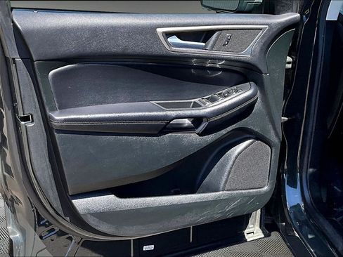 Used 2023 Ford Edge SEL w/ Convenience Package AWD/4WD image 9