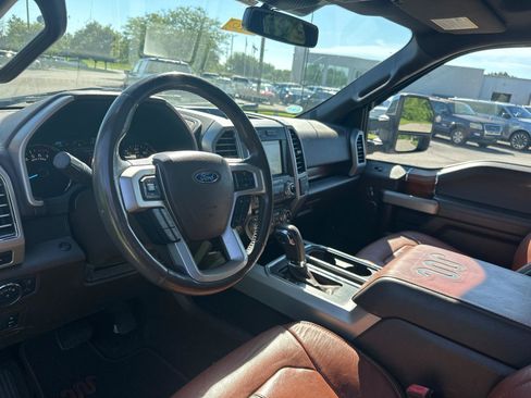 Used 2018 Ford F150 King Ranch w/ Equipment Group 601A Luxury AWD/4WD image 15