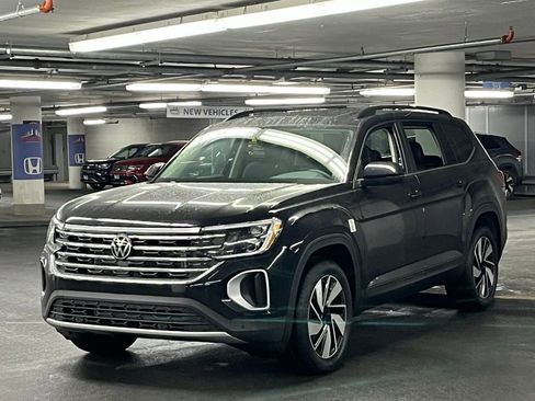 New 2026 Volkswagen Atlas SE AWD/4WD image 3