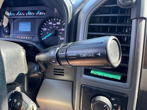 Used 2019 Ford F250 XL w/ Power Equipment Group AWD/4WD image 40