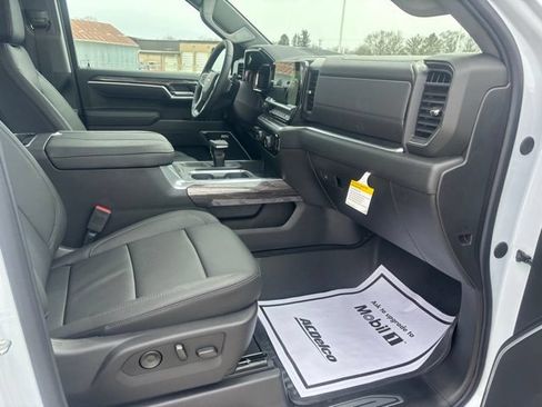 Used 2026 Chevrolet Silverado 1500 LTZ AWD/4WD image 24