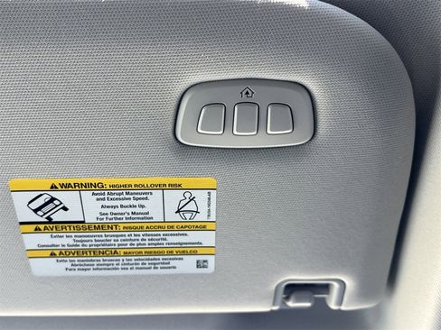 New 2025 Ford Expedition Active image 12