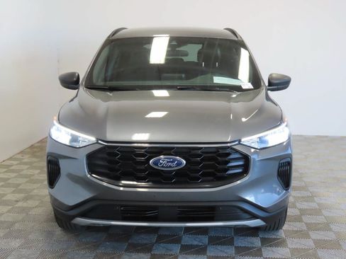 Used 2025 Ford Escape ST-Line AWD/4WD image 2