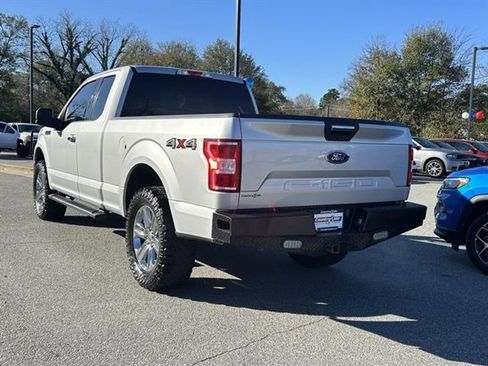Used 2018 Ford F150 XLT w/ Equipment Group 302A Luxury image 4