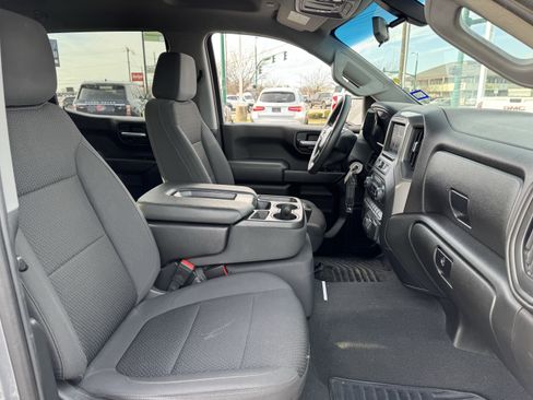Used 2021 Chevrolet Silverado 1500 Custom image 15