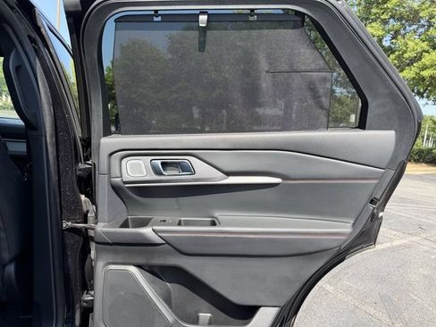 Used 2025 Ford Explorer ST AWD/4WD image 30