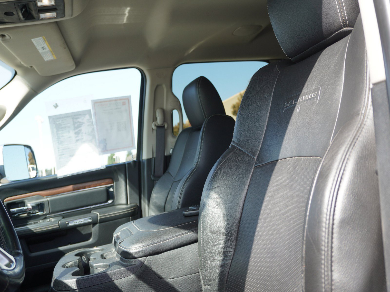 Used 2016 RAM 3500 Laramie AWD/4WD image 22