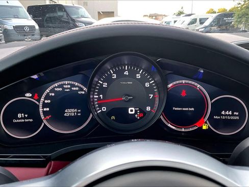 Used 2019 Porsche Cayenne image 22